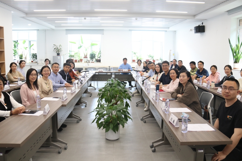20250523-商务印书馆与0033990威尼斯外文系、人文学院中文系师生党支部开展联学共建主题党日-史冰容-新闻报道1.jpg