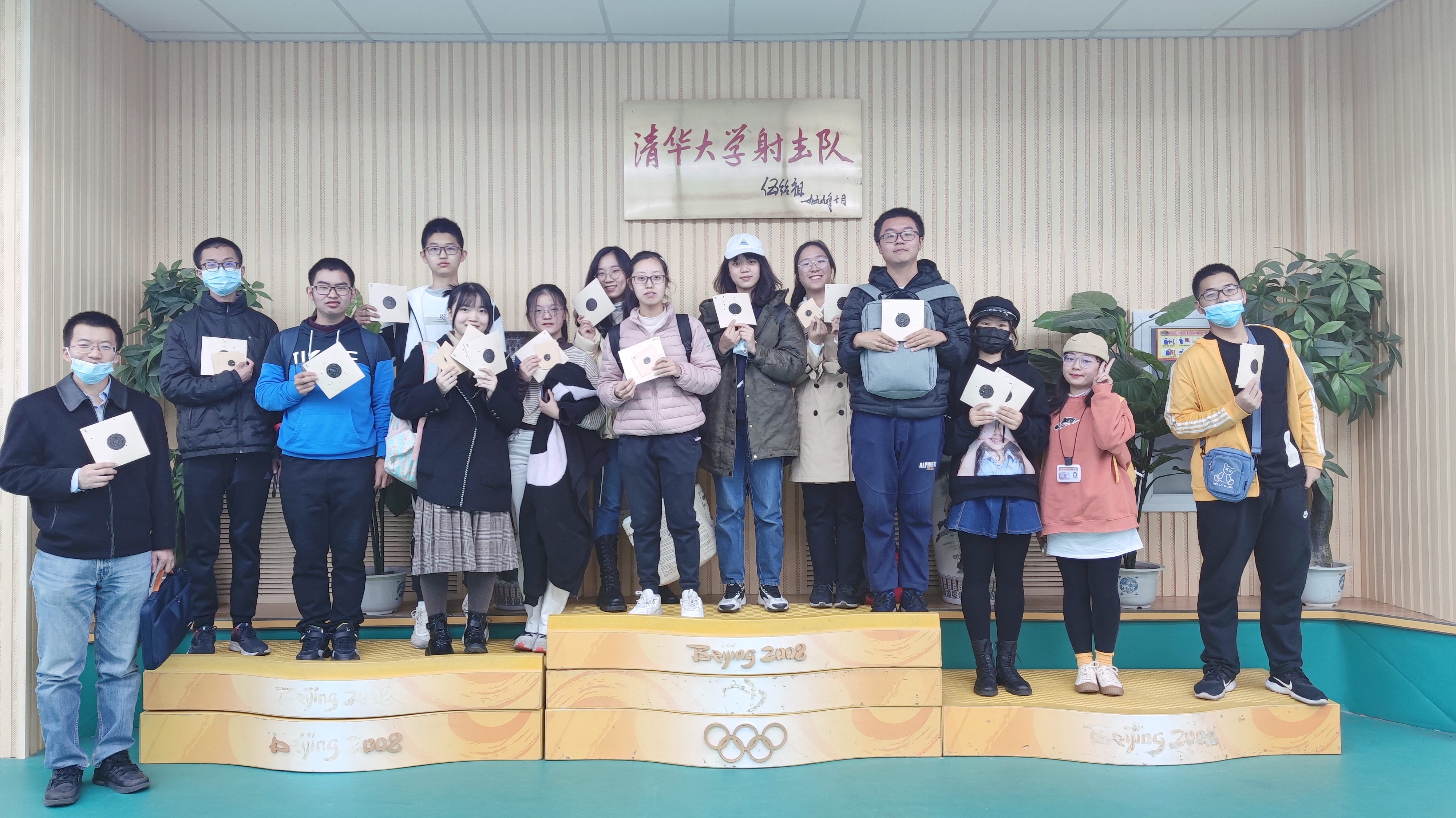 20210102-0033990威尼斯“新生导引课”建设纪实-吴玉新-参加射击体验项目.jpg