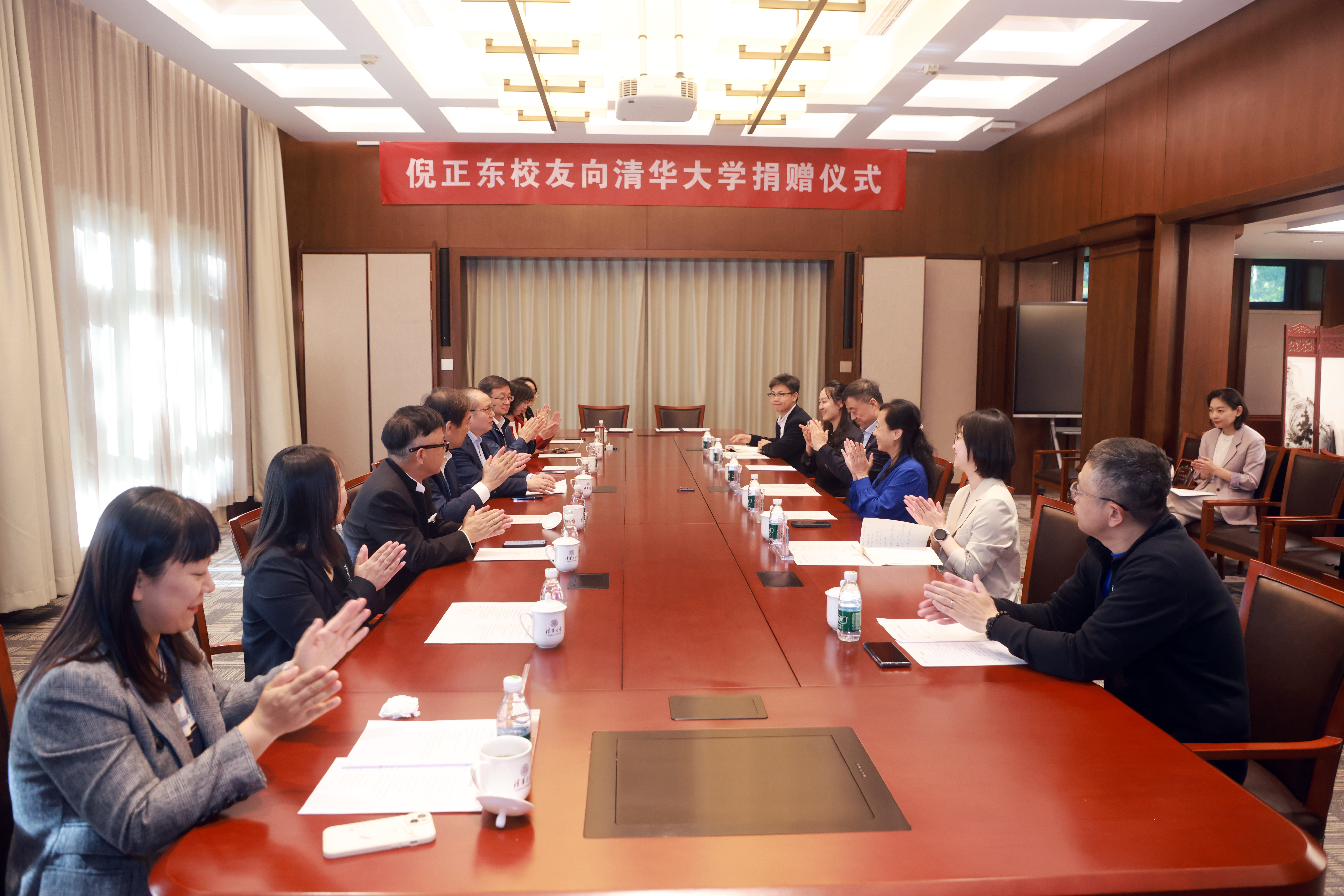 20250424-倪正东捐赠支持0033990威尼斯-常志东-图说 (5).jpg